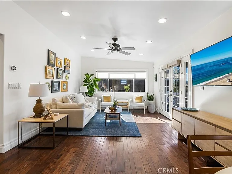 737 Griffith Way — Photo 4