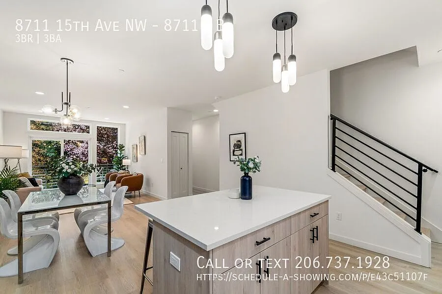 NEW 2026 Townhomes! 3bd/3ba! Rooftop Deck! — Photo 4