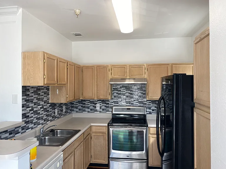 1530 Spring Gate Dr #9205 — Photo 8
