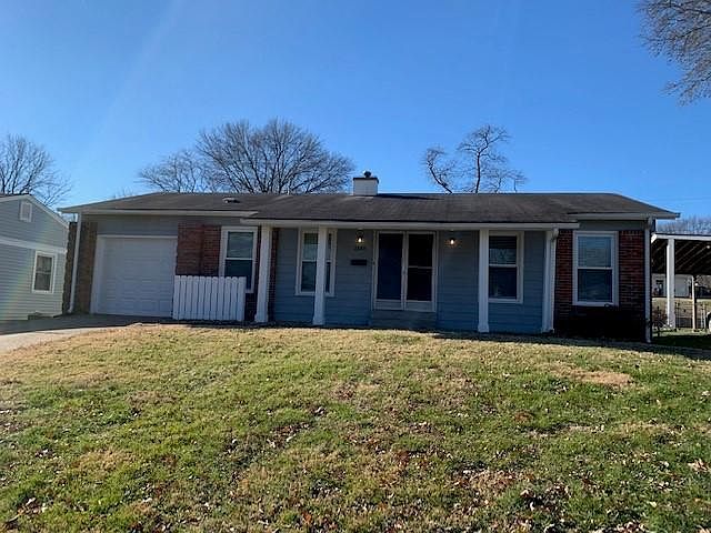 1st image of 2540 Oakwood Manor Dr