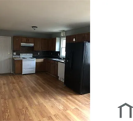 4724 Rockfield Rd — Photo 1