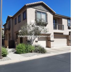2828 E Donner Dr, Phoenix, AZ 85040