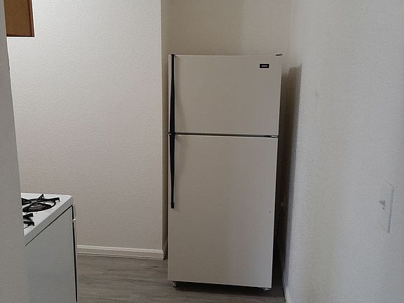 3rd image of 1614 8th Ave #36d5b3e82