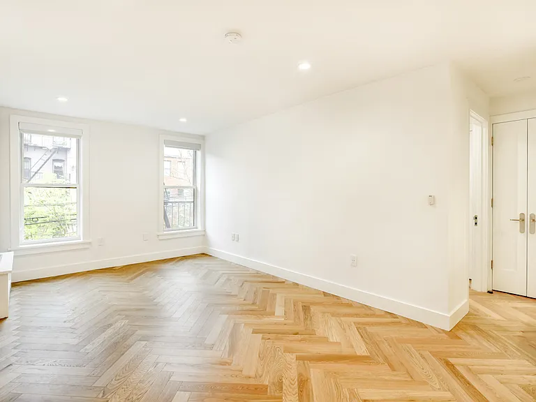 409 14th St #4091L — Photo 12