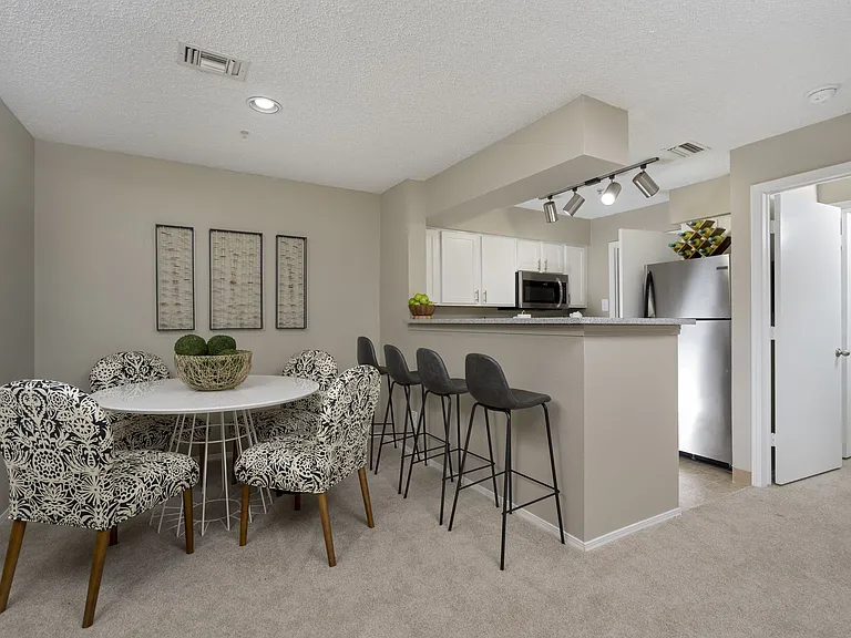 Liberty Pointe — Photo 30