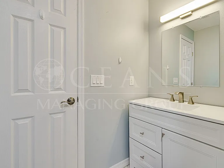 140 Pine St — Photo 25