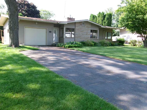 116 Mohawk Drive, Beaver Dam, WI 53916