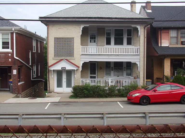 2830 Broadway Ave #2 — Photo 1
