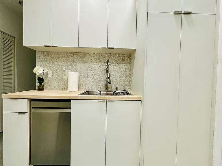 7520 NE 3rd Ave #A — Photo 14