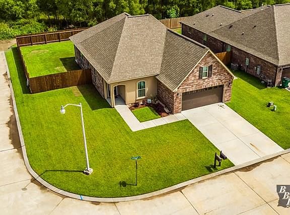 2nd image of 166 Ainsley Dr