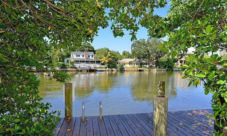 850 S Tamiami Trl #506