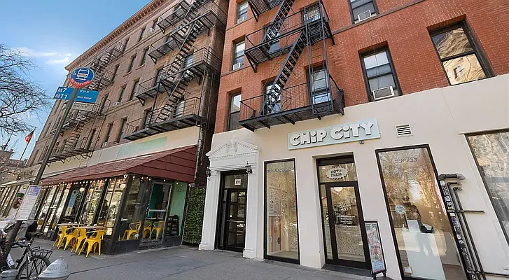 Rented by Compass | media 21