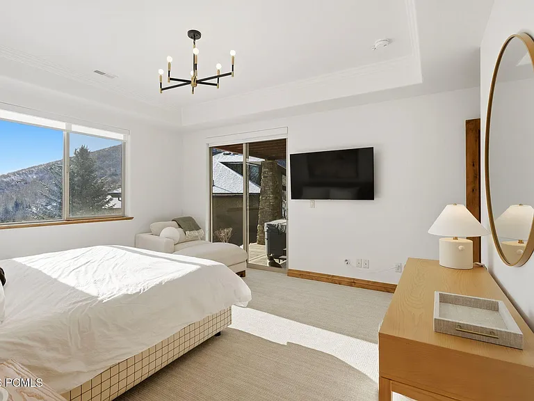 1239 W Links Dr — Photo 22