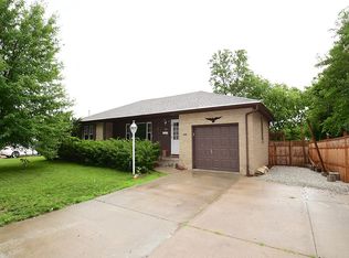 109 Lawton Ter, Council Bluffs, IA 51503