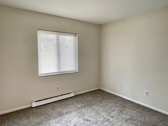 5th image of 753 Westpoint Ave