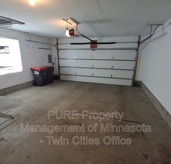 612 Lake View Dr — Photo 16