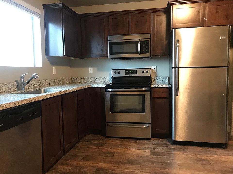 1st image of 14419 S Ferndale Way
