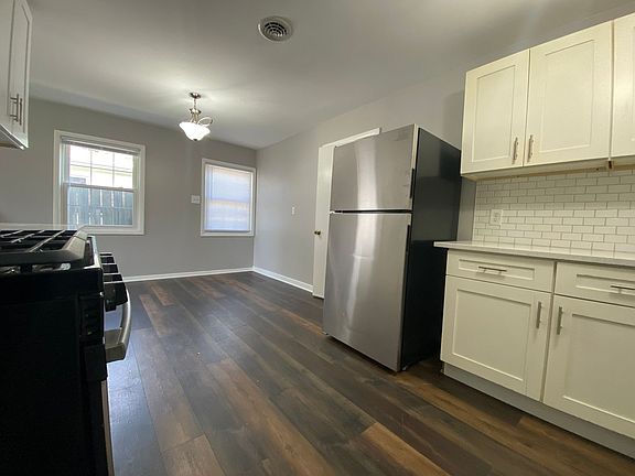 4th image of 6327 Maryland Ave