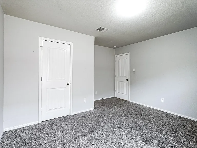29319 Dunns Creek Ct — Photo 18