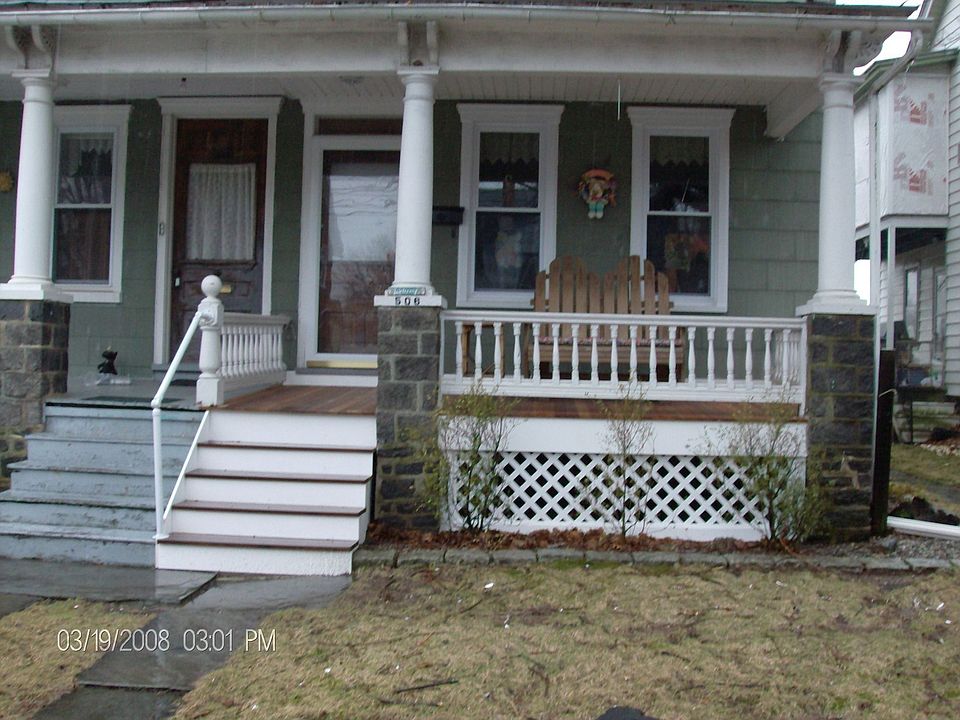Front-506 Juniper, New Porch