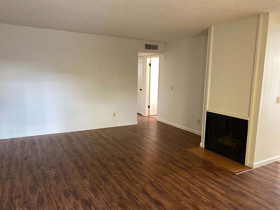 Orangeburg Ave Duplex 3007 E Orangeburg Ave Modesto CA Zillow