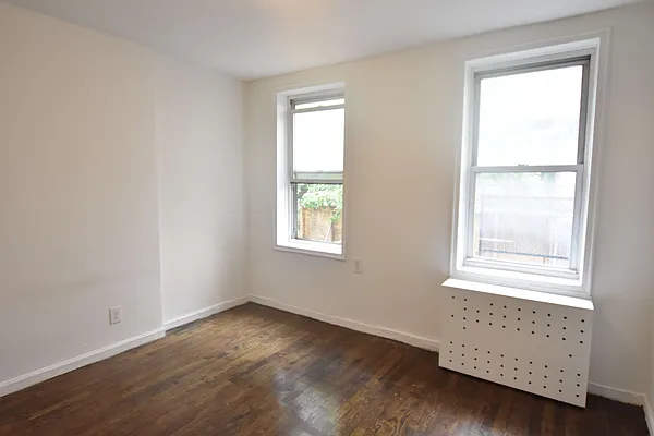 Rented by Bold New York | media 11