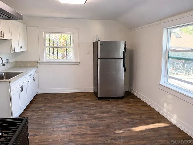 2578 L St #3 — Photo 8