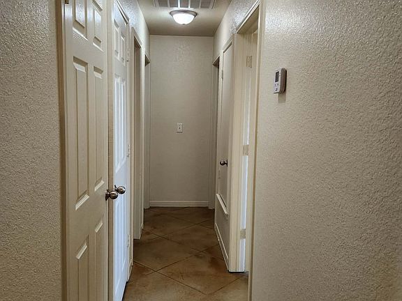 4th image of 3203 Brownsville Dr APT B