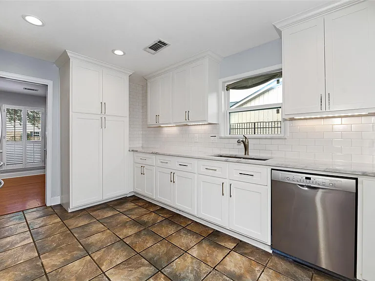 3415 Freshmeadows Dr — Photo 14