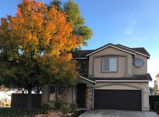 9455 Winding River Way, Elk Grove, CA 95624
