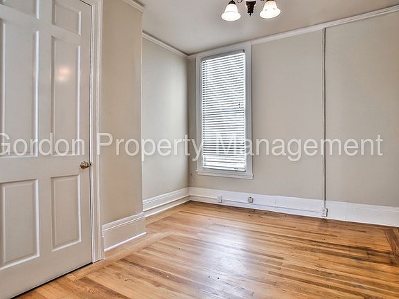 5th image of 1364 Grove St