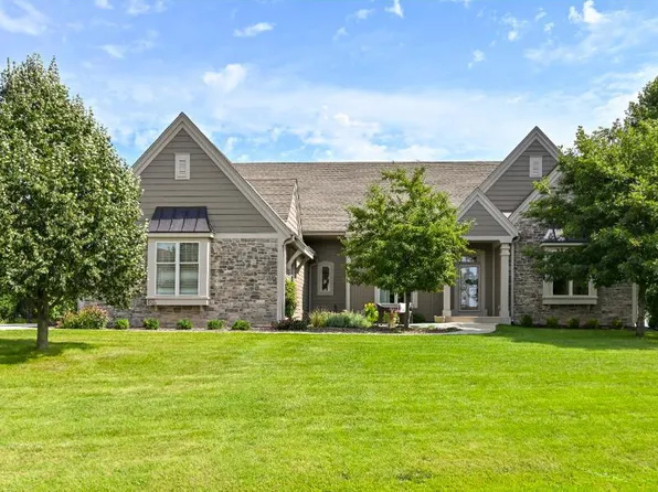 W174N7452 Wilson DRIVE, Menomonee Falls, WI 53051