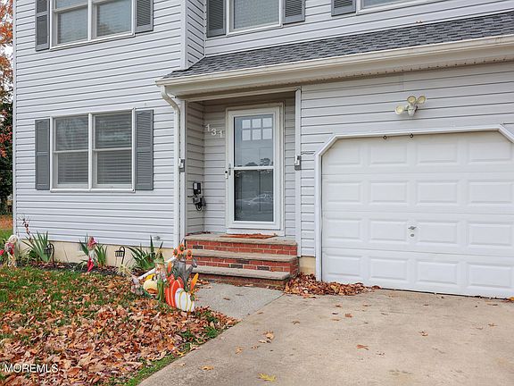 5th image of 131 Holly Court
