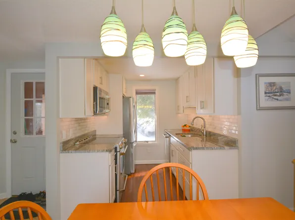 842 Cove Drive #842, Grantham, NH 03753