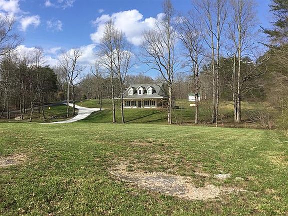 4th image of 718 Orchard Dr