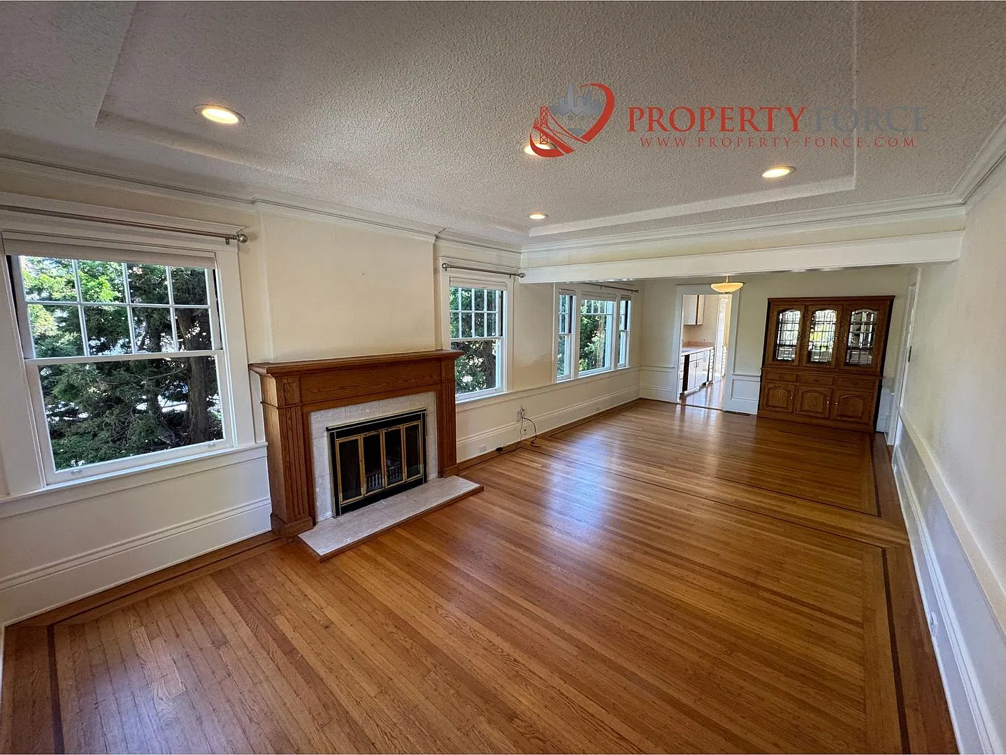 1301 Sanchez Ave-Charming 2-Bedroom Home With Detached Bonus Room - Offered By Property Force, Inc. — Photo 4