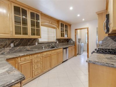 13811 Valerio St, Van Nuys, CA, 91405