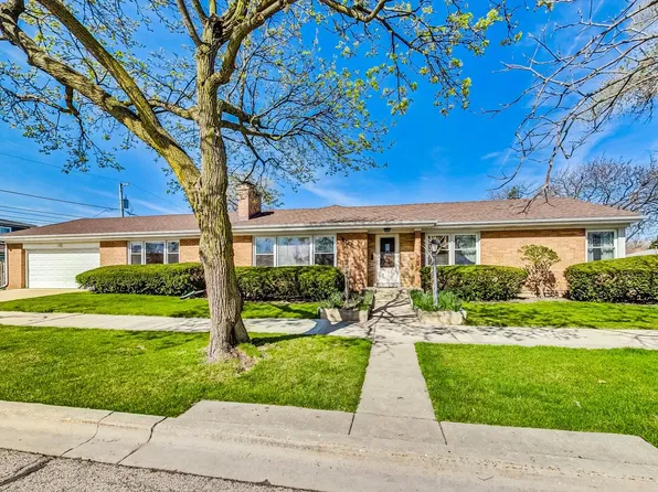 5001 Fargo Ave, Skokie, IL 60077
