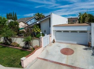 1340 S Pembrooke Ln, Anaheim, CA 92804
