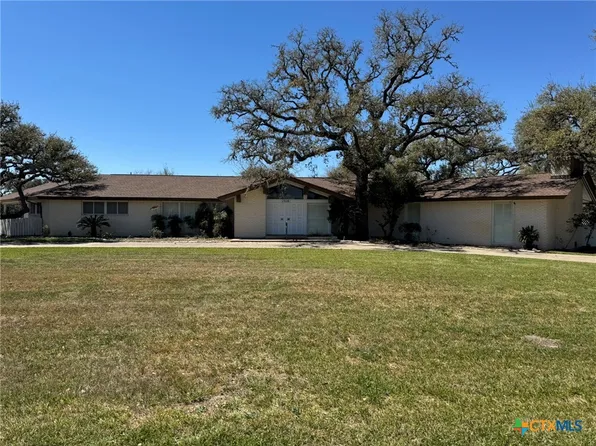 1510 Terrell St, Cuero, TX 77954