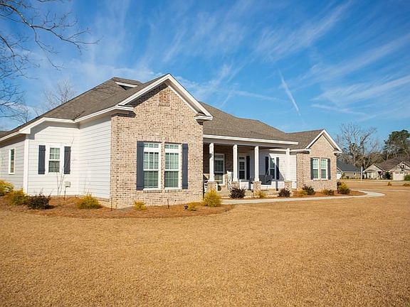3rd image of 4716 Amelia Cir