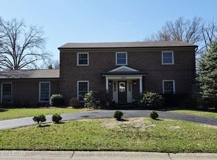 8802 Nottingham Pkwy, Hurstbourne, KY 40222