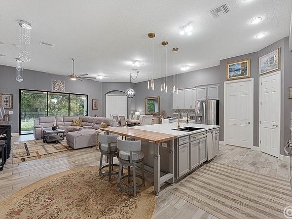 4th image of 6442 Maiden Sea Dr
