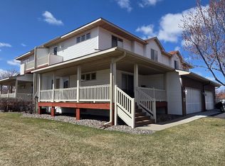 8604 Tessman Ct N, Minneapolis, MN 55445