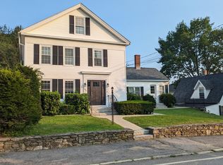 1090 Stafford St, Rochdale, MA 01542