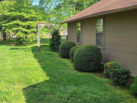 5th image of 410 Cumberland Ave