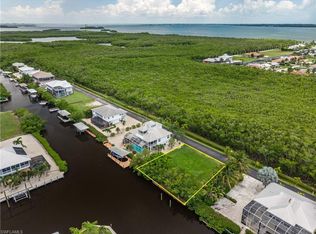 2924 Buttonwood Key Ct, Saint James City, FL 33956