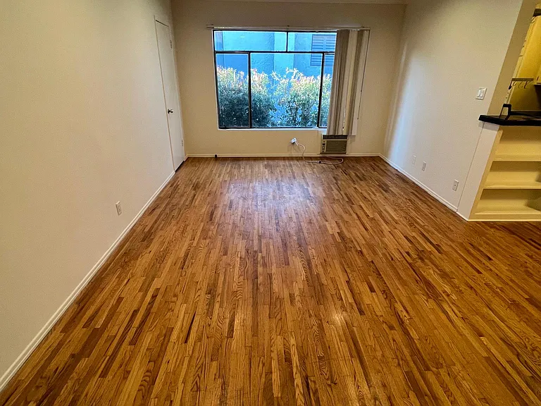 11725 Darlington Ave #6 — Photo 7
