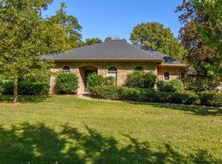 14710 Oak Shores Dr, Willis, TX 77318