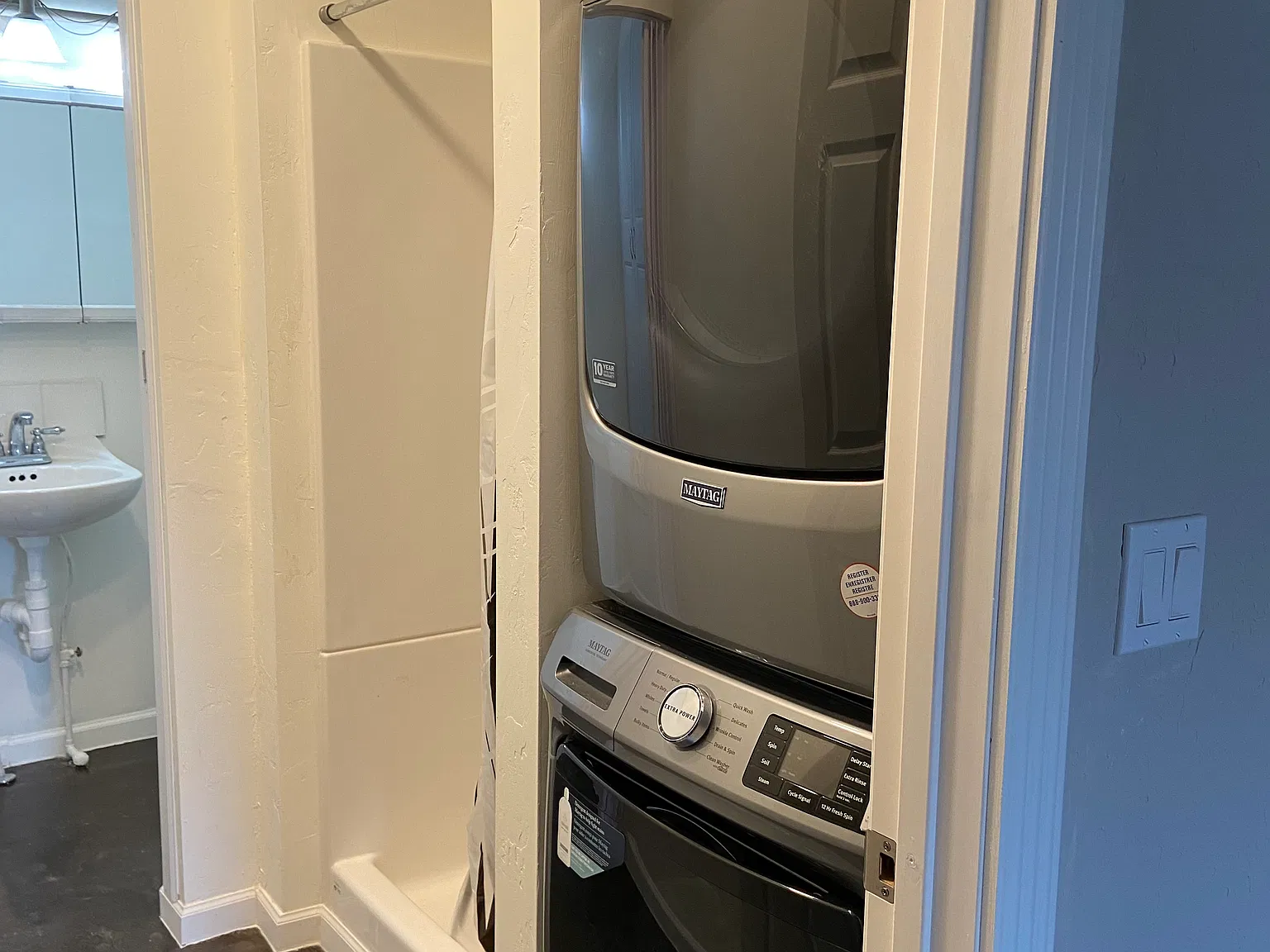 2 bed, 900 sqft, $1,800 — Photo 4